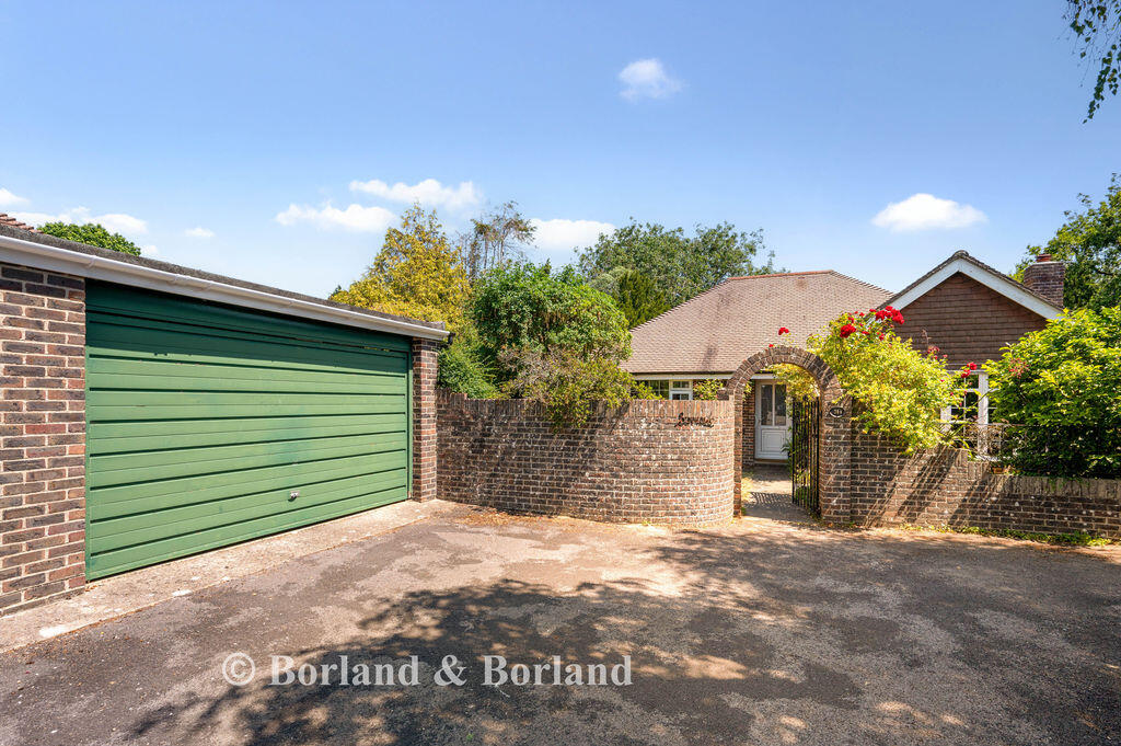 Brook Gardens, Emsworth - More