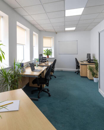 6 Person Office Hitchin Hertfordshire