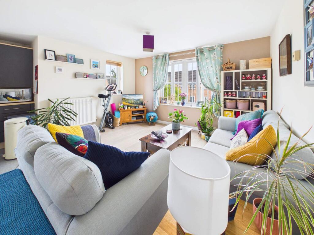 Apartment in Cardiff, Heath - View 2