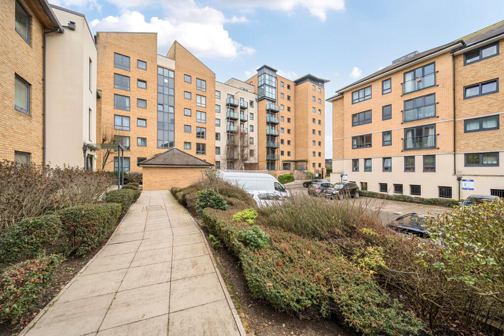Main image of property: Victoria Way, Woking, GU21