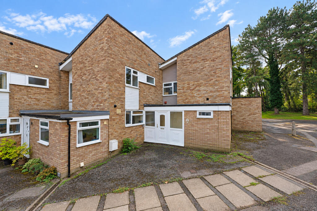 Main image of property: Hilltop Road, Berkhamsted