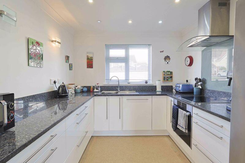 House in Brixham, Rea Hill - More