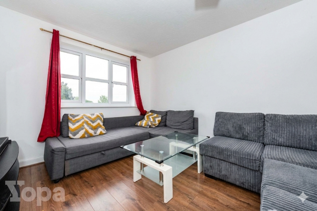 Eton Way, Dartford, DA1 - View 4