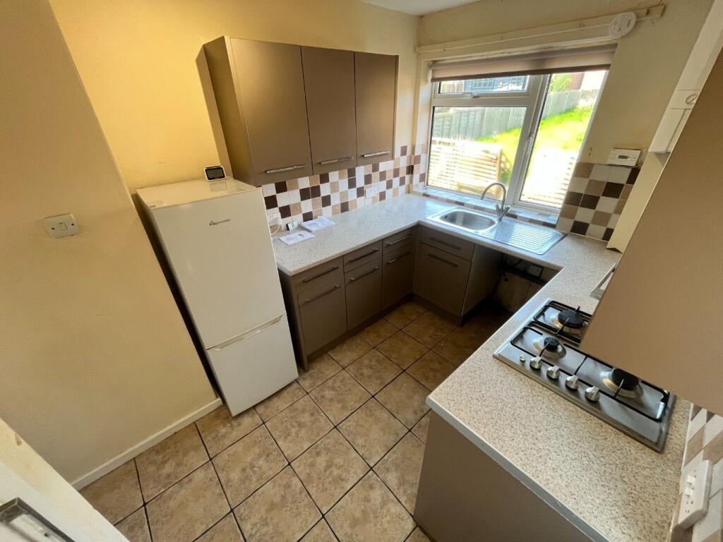 House in Luton - View 4