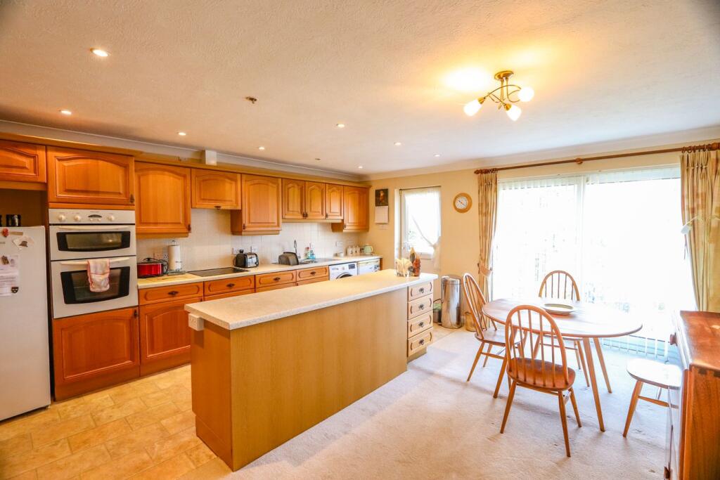 House in Rother, Battle - View 5