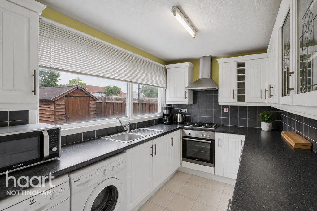 House in Nottingham, The Meadows - View 5