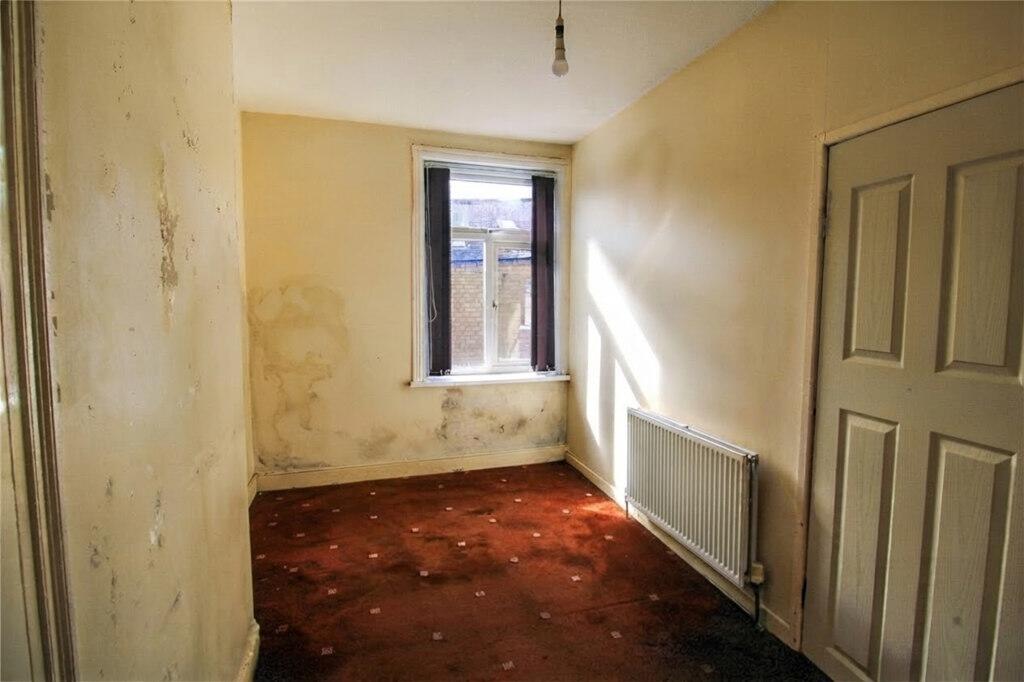 House in Bradford - View 5