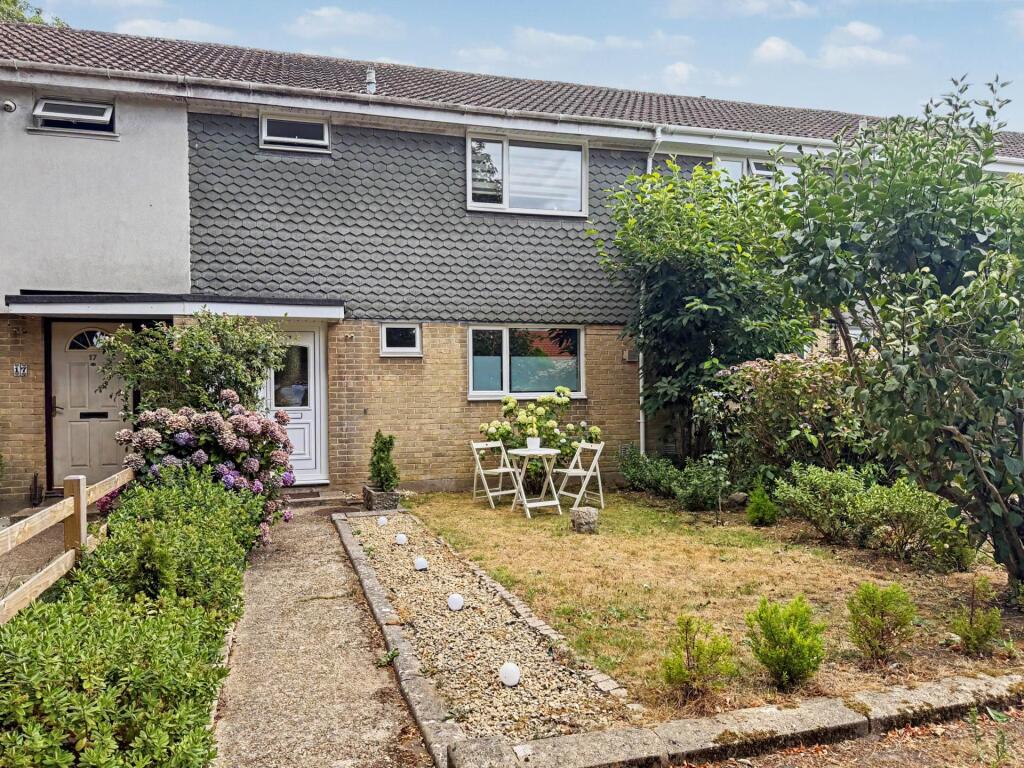 Main image of property: Charming & Impeccable Three-Bedroom Home in a Peaceful Bournemouth Cul-de-Sac