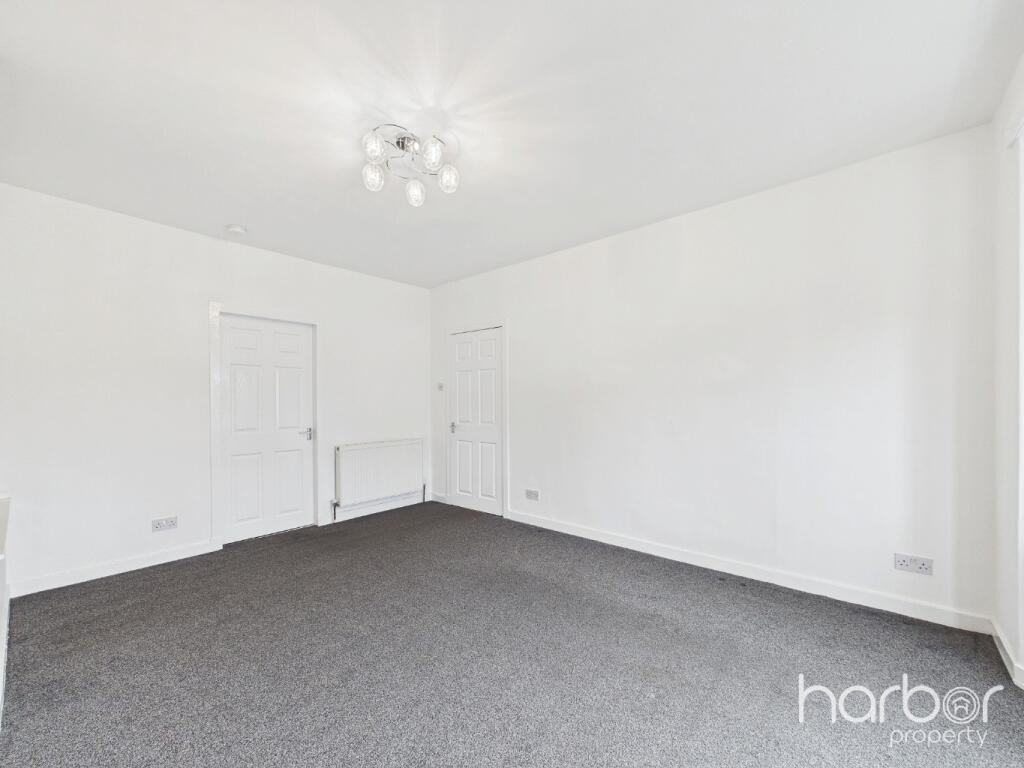 Apartment in Glasgow, Riddrie Knowes, Carntyne - View 3