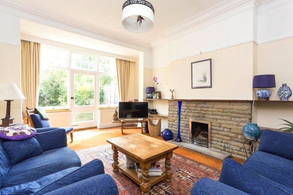 House in London - View 3