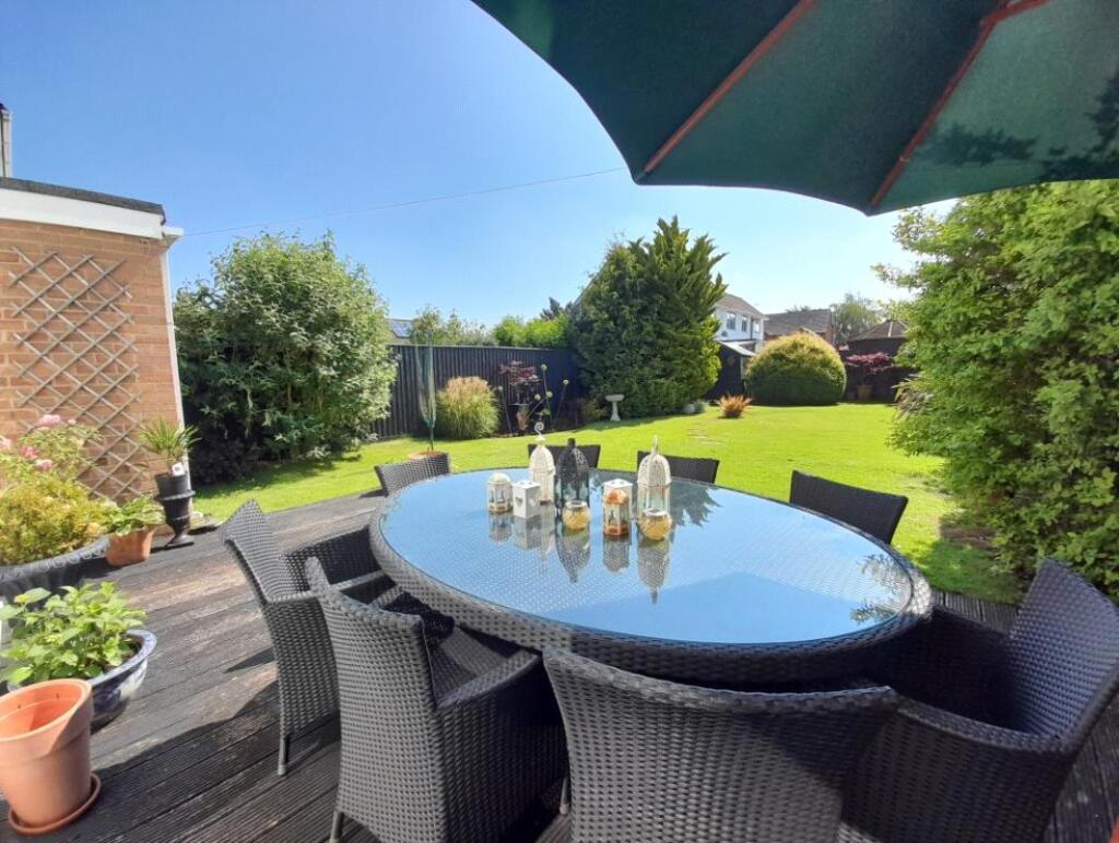 Brickle Lane, Bloxham, Banbury, Oxfordshire, OX15 - View 2