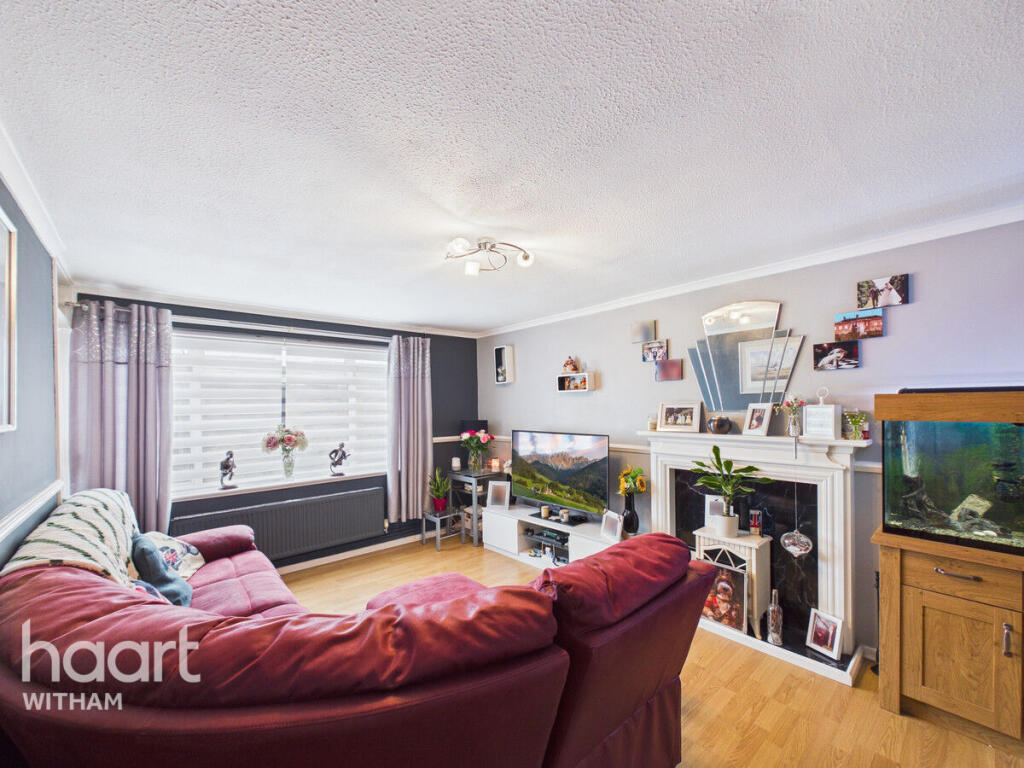 Hemingway Road, Witham photo 3