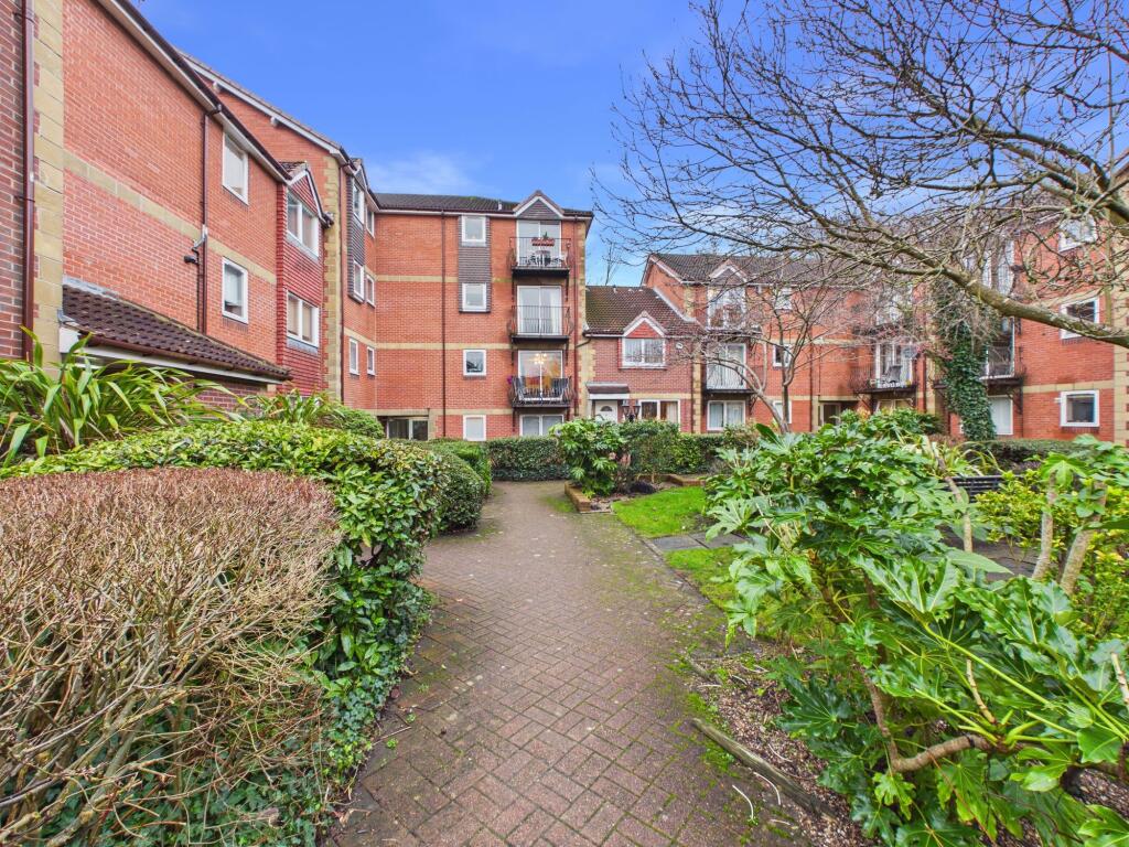 Apartment in Newcastle upon Tyne, Cradlewell, Sandyford - View 4