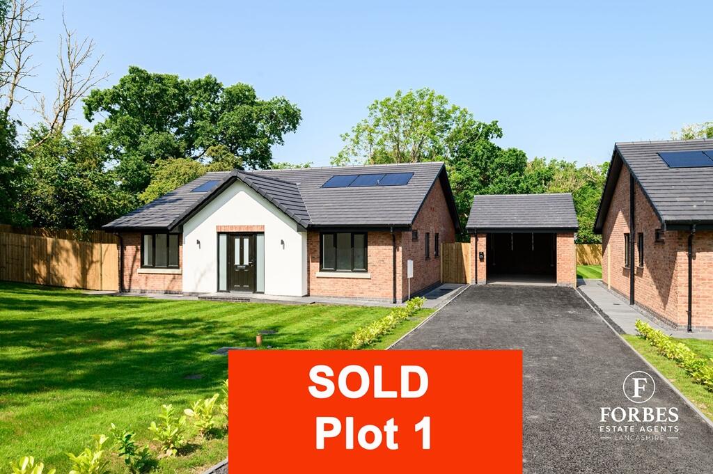 3-bed house on Plot 1, Huntley Close, Preston New Road, Samlesbury, PR5, £475,000