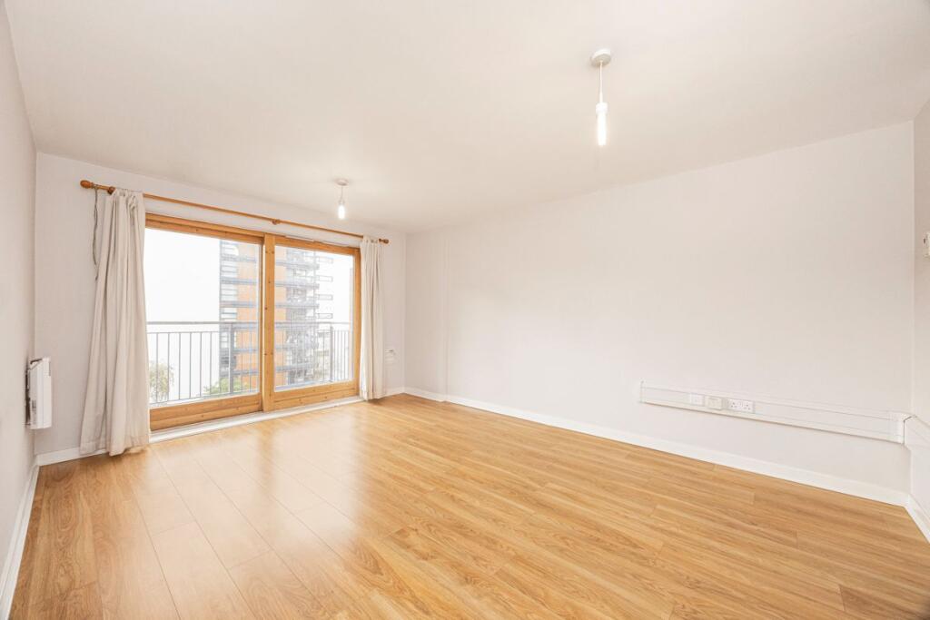 Burford Wharf Apartments, Stratford, E15 photo 2