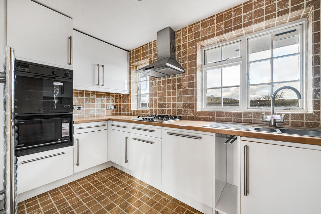 Main image of property: Ridge Langley , South Croydon 