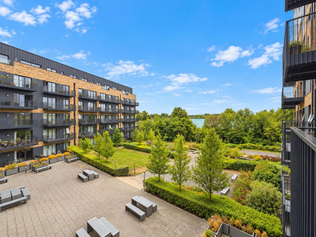 Apartment in Tonbridge - More