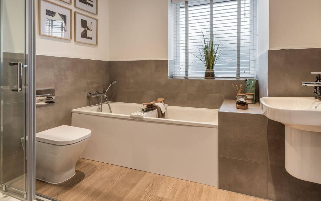 Ivydene Avenue,
Whitstable,
Kent
CT5 3FS photo 4