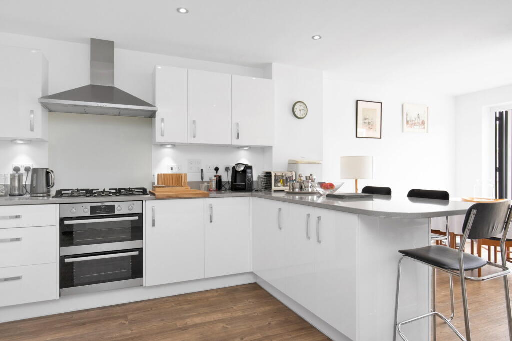 House in Guildford - More