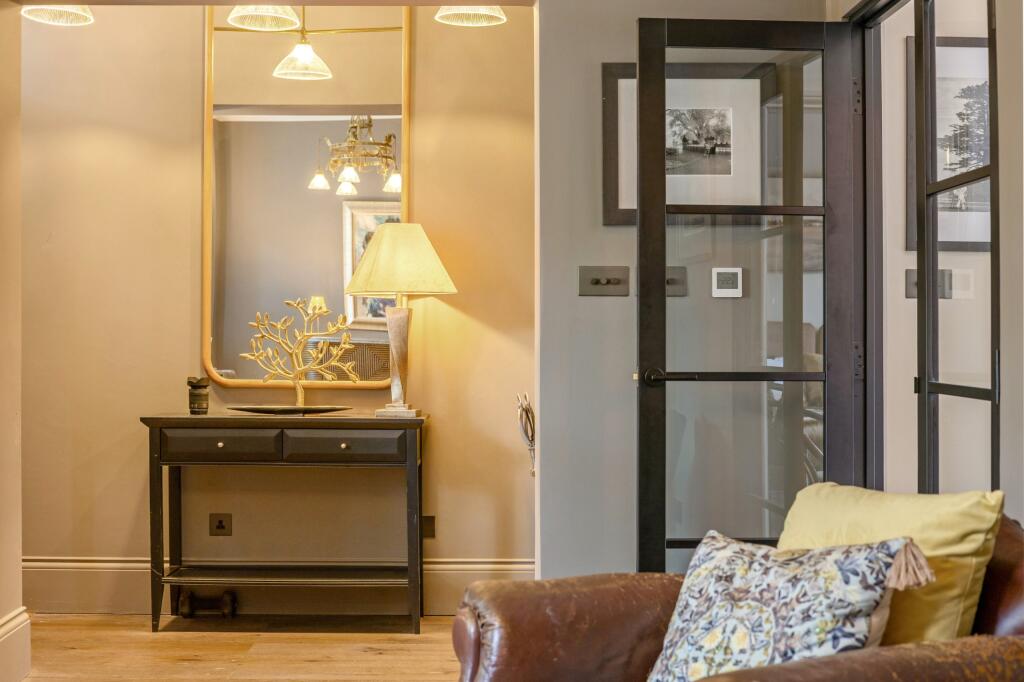 House in London, Walham Green, Fulham - View 3