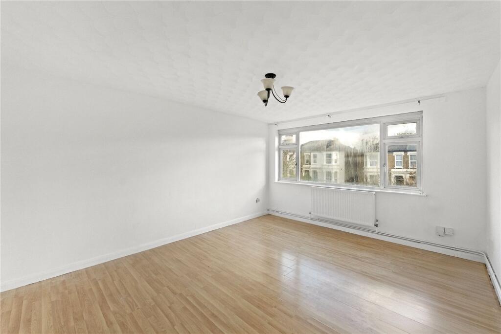 Apartment in London - View 3