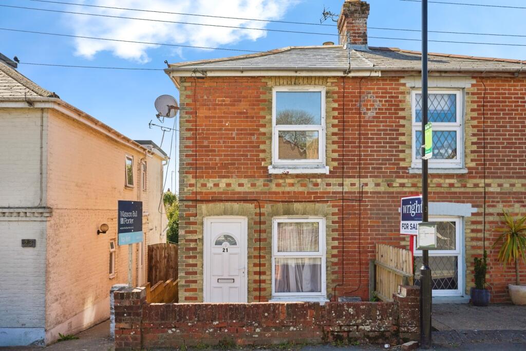2-bed semi-detached on Bettesworth Road, Ryde, Isle of Wight, PO33, £170,000