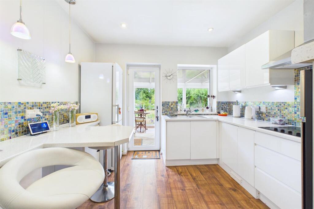 House in Dereham, Clint Green, Yaxham - More