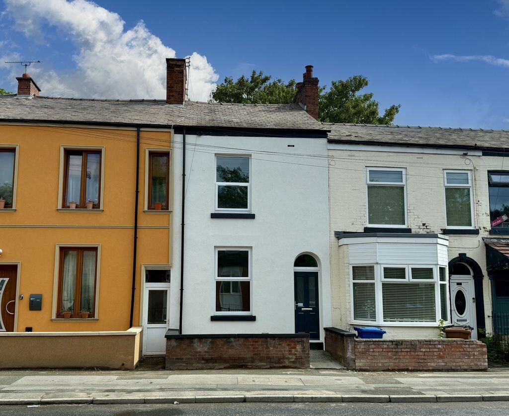 3-bed terraced on Carrington Road, Portwood, Stockport, £300,000