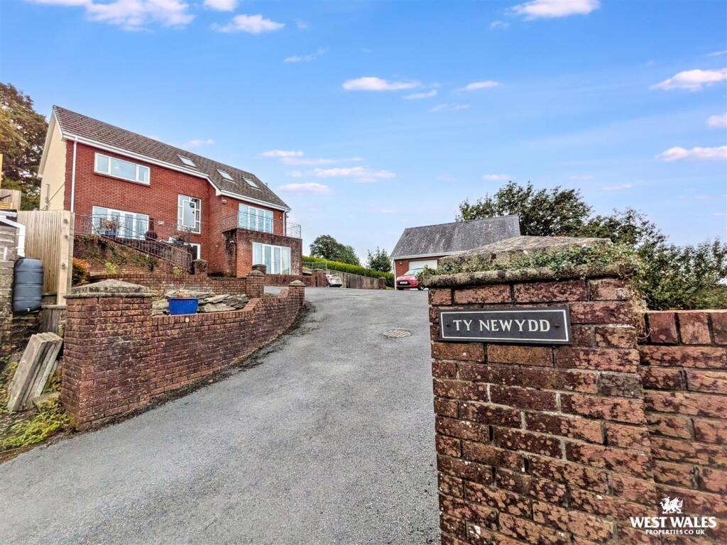 House in Swansea - View 2