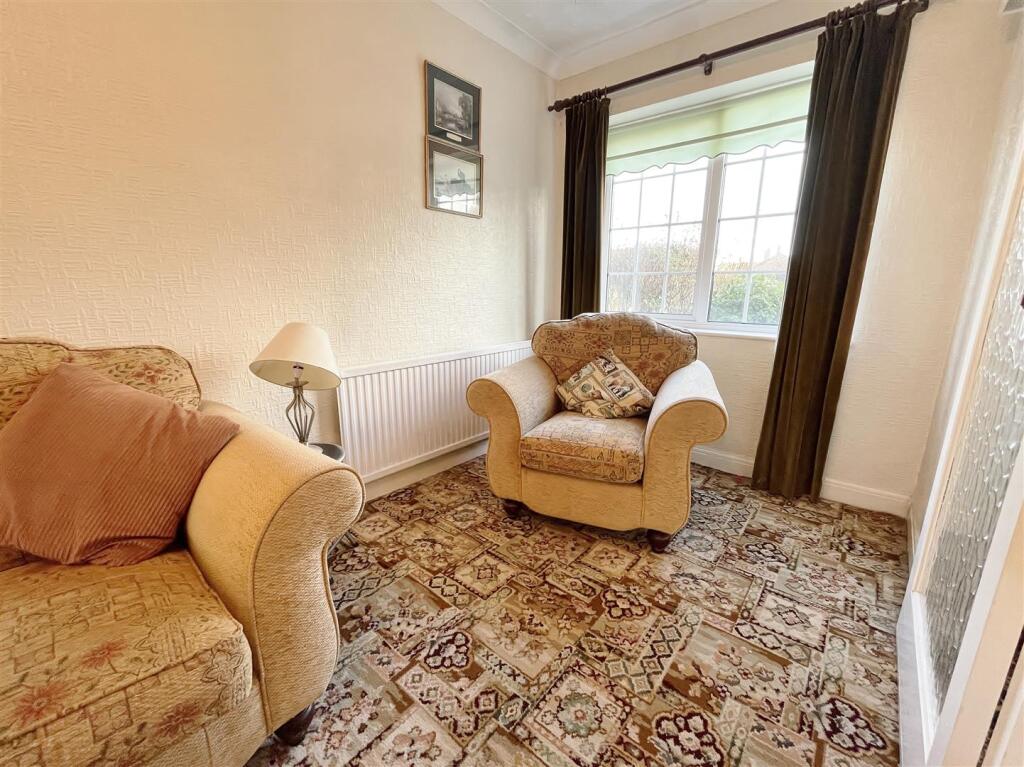 South Duffield Road, Osgodby, Selby photo 4