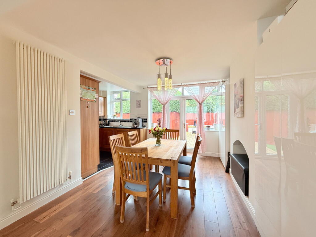 House in Solihull, Haslucks Green - View 5