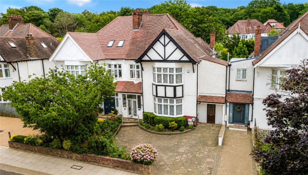 Main image of property: Woodside Avenue, N6