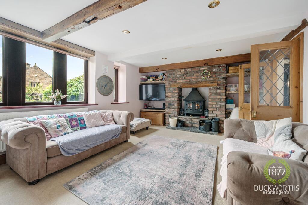 House in Burnley, Worsthorne-with-Hurstwood - View 3