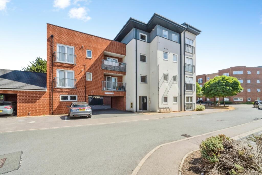 Main image of property: Knights Crescent, MILTON KEYNES, Buckinghamshire, MK2