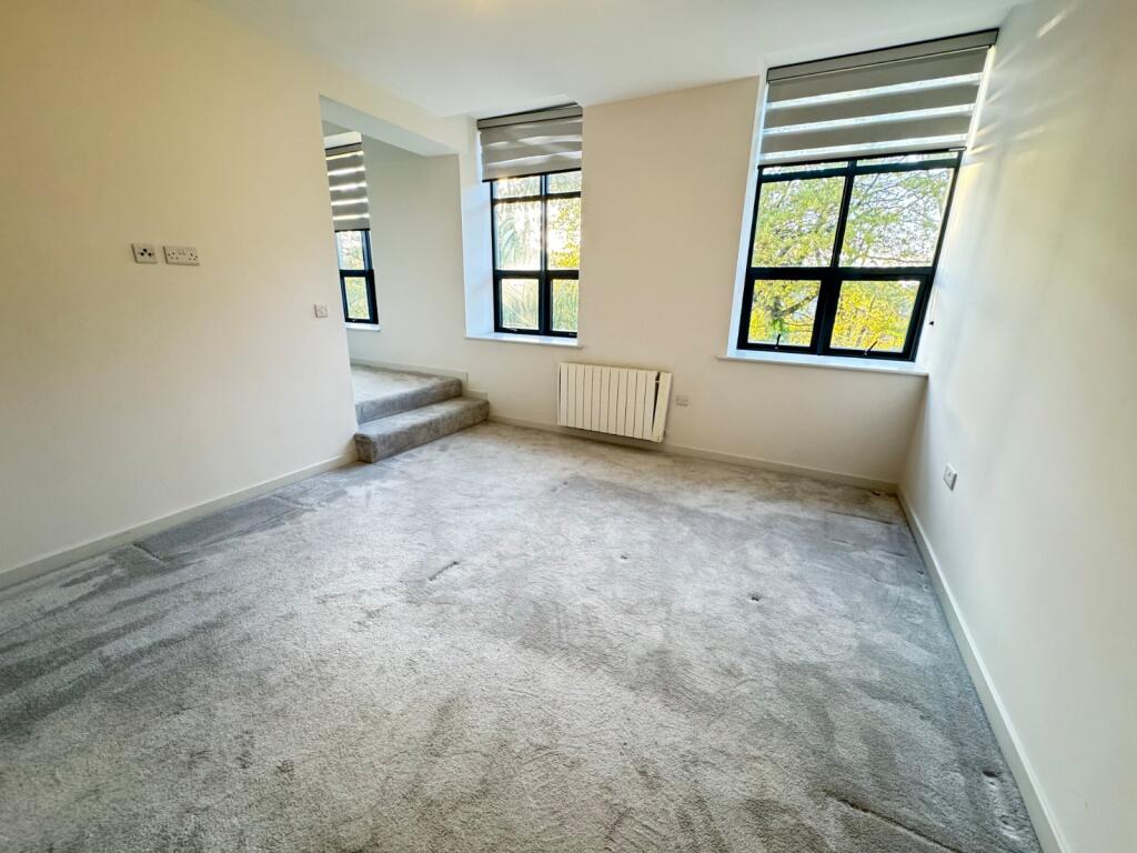 Apartment in Leeds - More