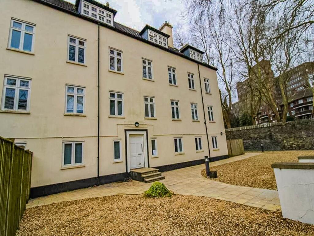 Property photo 11