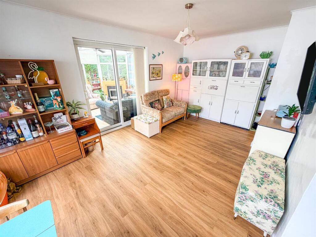 House in Northampton - View 4