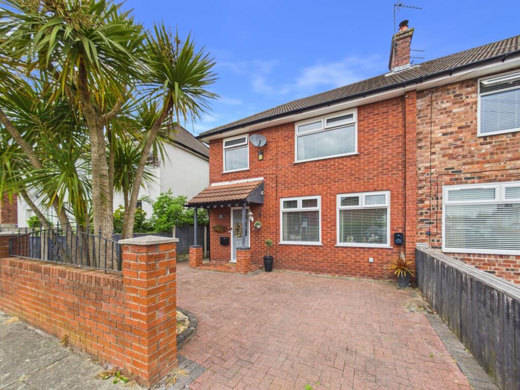 3-bed semi-detached on Waldgrave Road, Wavertree, Liverpool. , £280,000
