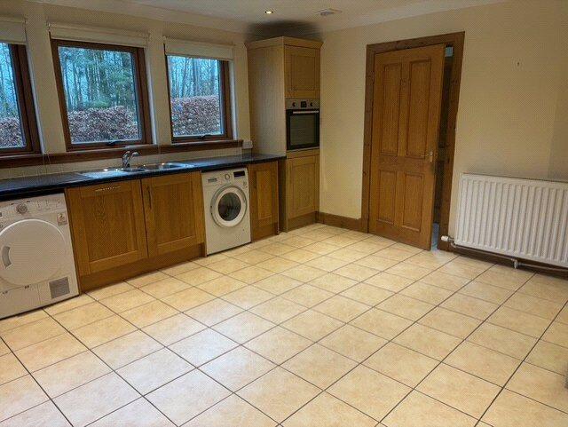 House in Motherwell, South Lanarkshire - View 3