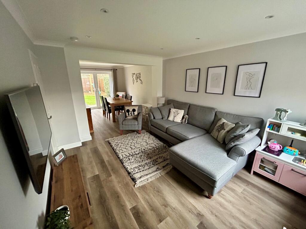 Jasmine Close, Yeovil, BA22 – pohled 3