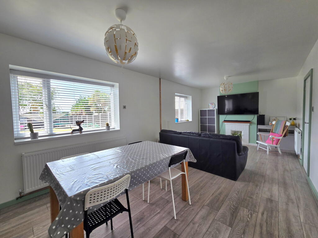 Molineux Road, Minster, Ramsgate, CT12 4DP photo 3
