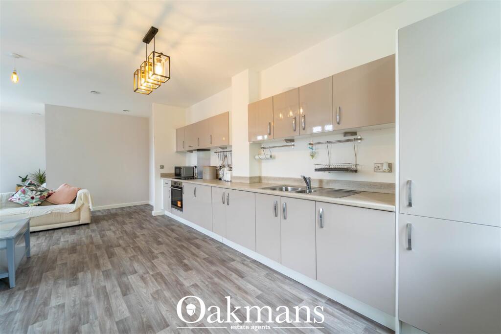 Additional image 8 of Manor House, New House Farm Drive, Birmingham, West Midlands, B31