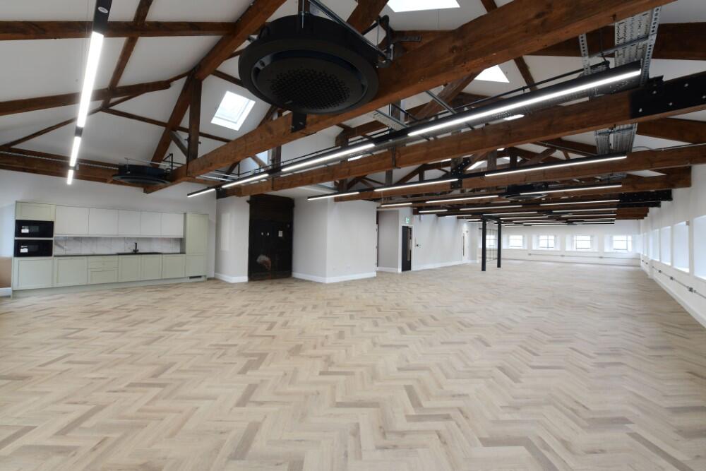 Main image of property: 33 GEORGE STREET, MANCHESTER, M1 4HQ