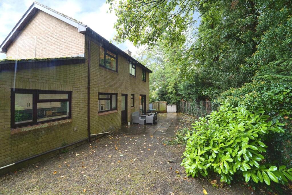 House in Stroud, Cam - View 5