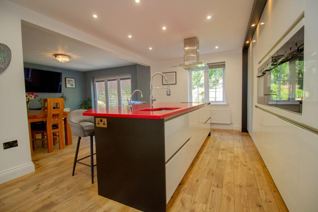 House in Hart, Elvetham Heath - View 4