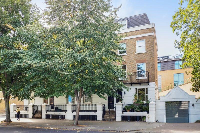 Main image of property: Grays Inn Road, London WC1X