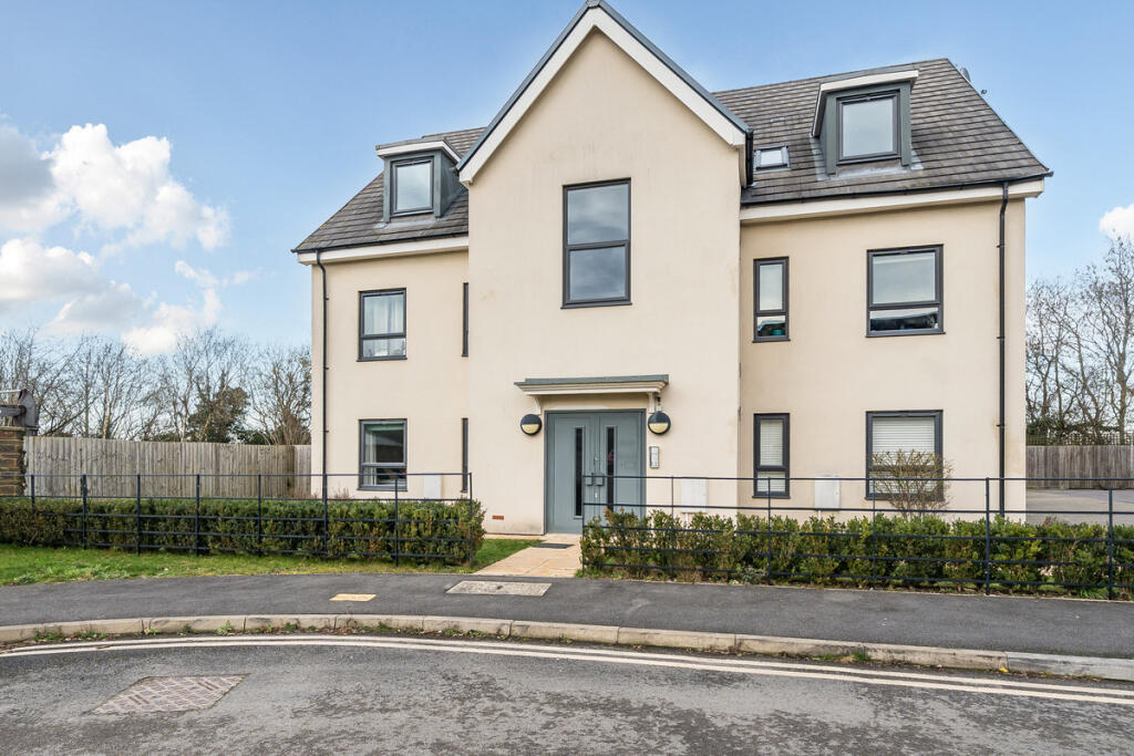 Main image of property: Whitebridge Gardens, Bristol, BS35