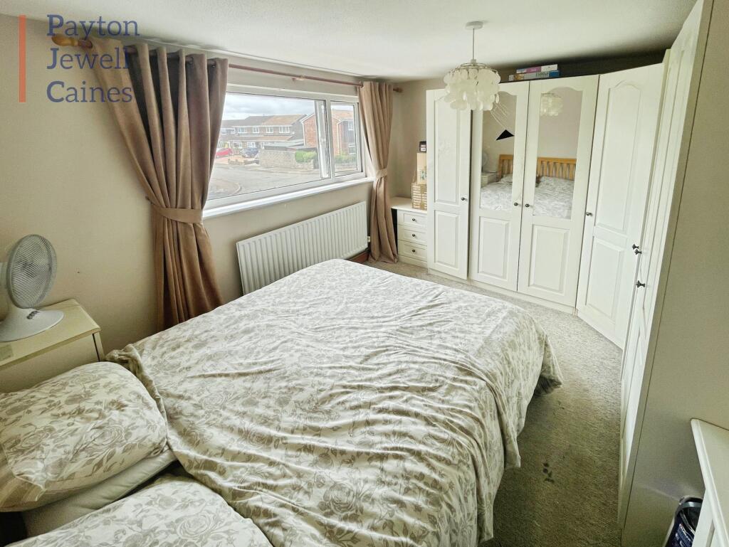 House in Bridgend, Brackla - View 4