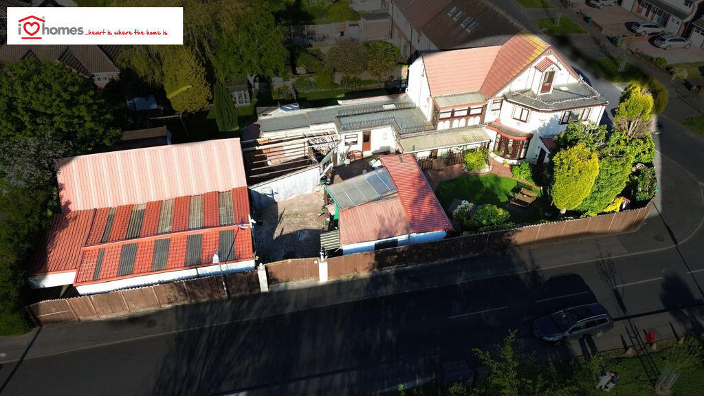 House in Walsall, West Midlands - View 3