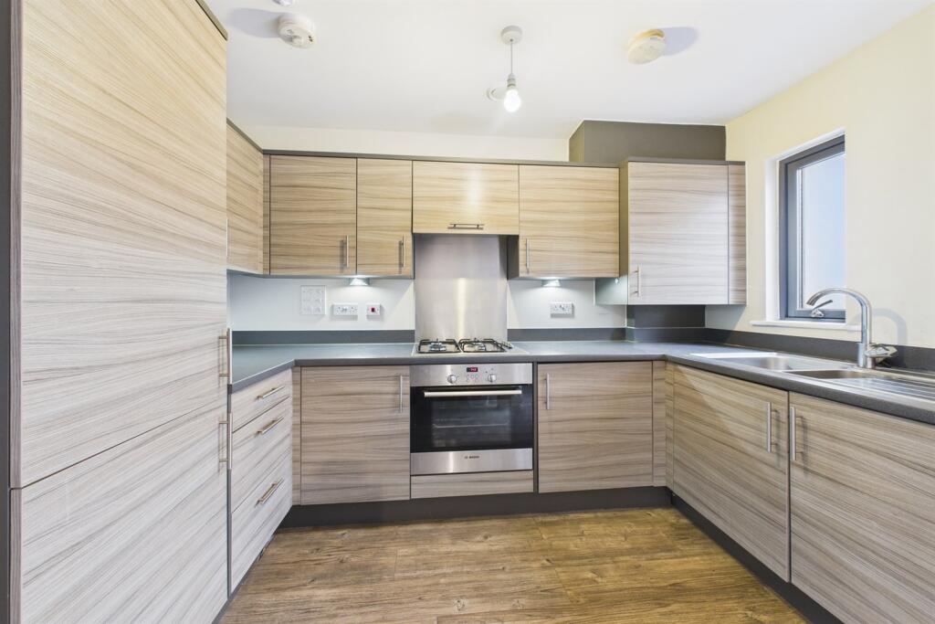 House in London - View 3